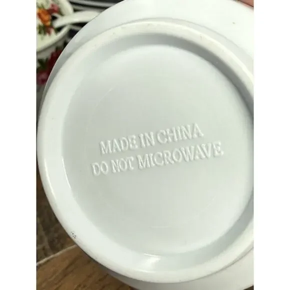 Vintage Rose Tea Set Sugar Creamer 8 Cups & Saucers - Picture 3 of 4